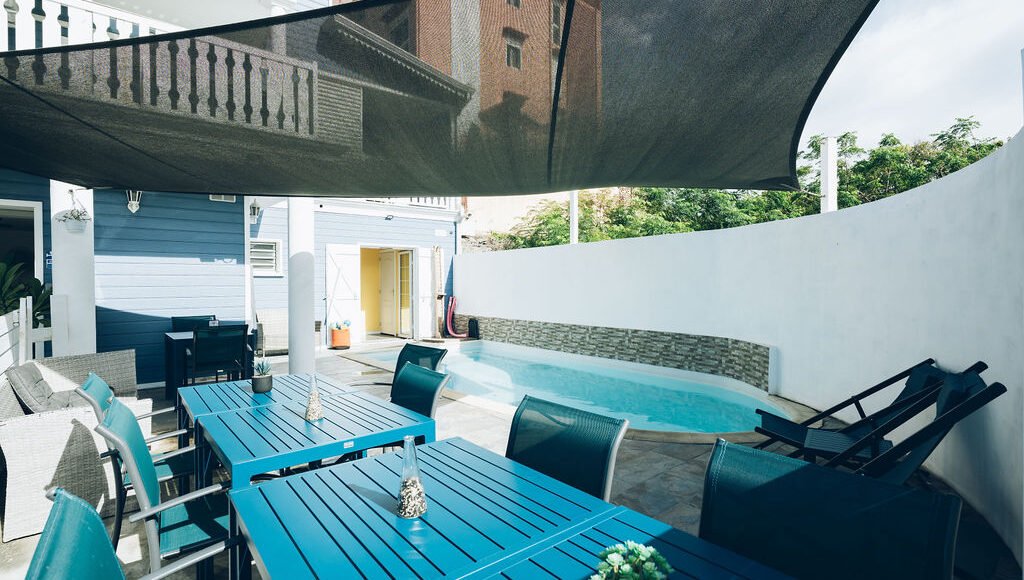 Terrace de la piscine